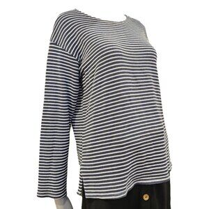 🇨🇦Sz M Linda Lundstrom Striped Blue and White Sweater Top